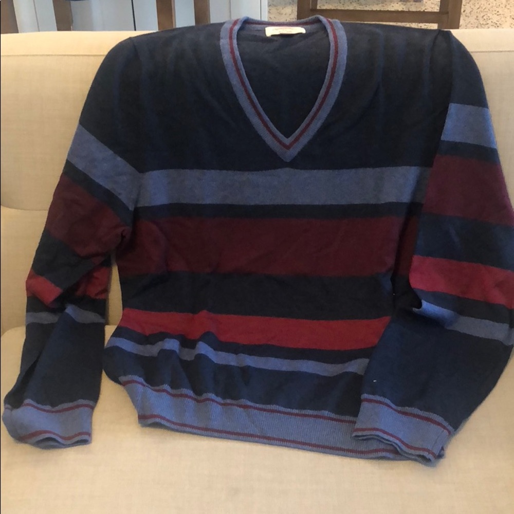 Brooks Brothers Red Fleece Men’s Vneck sweater